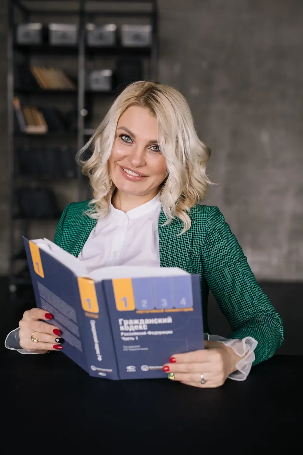 Бессрочное проживание в вашей квартире чужого человека реально!